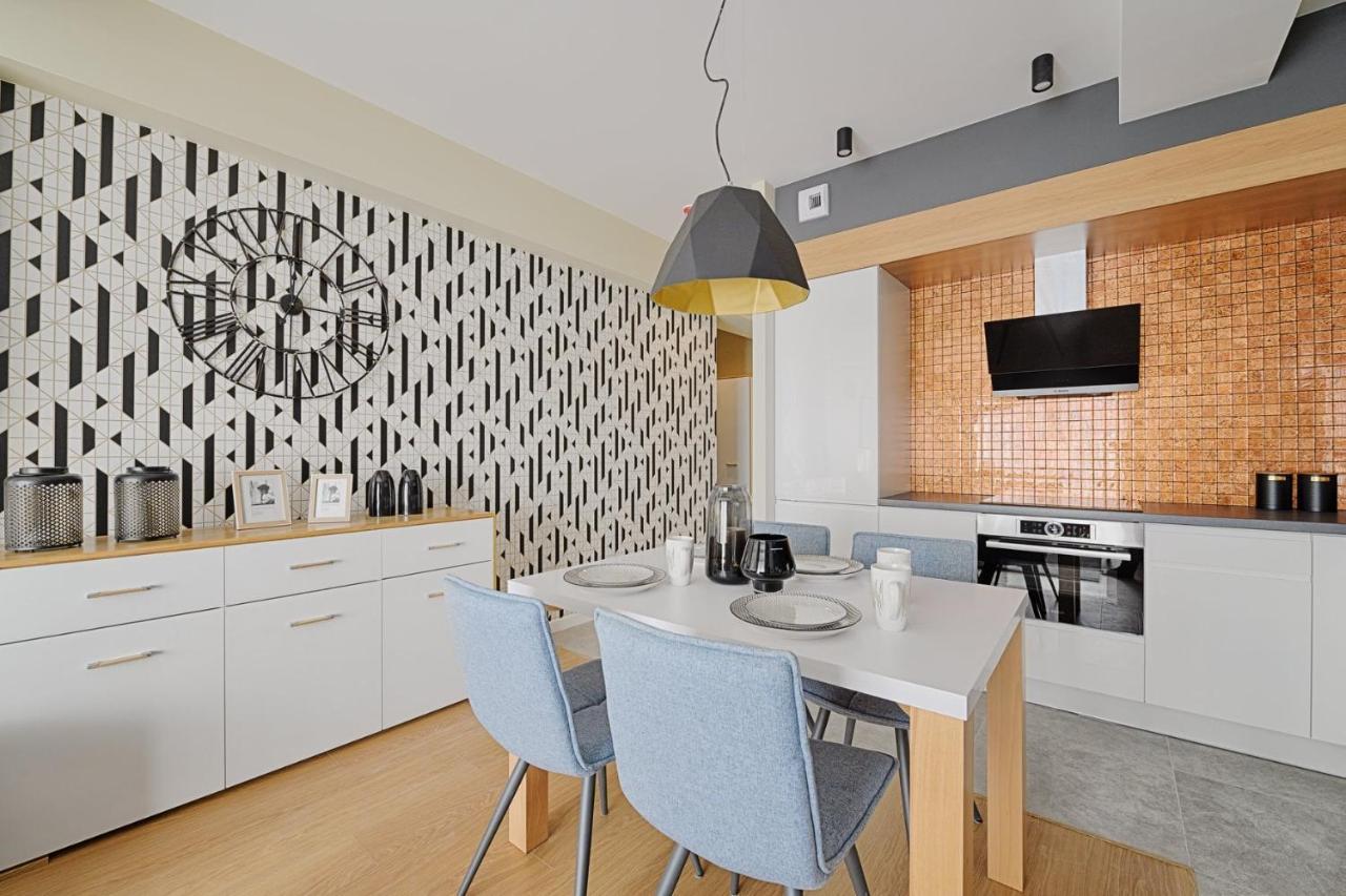 דז'יבנובק Sea Breeze Apartment מראה חיצוני תמונה